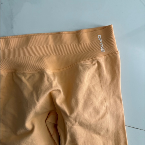 DFYNE Women's Apricot Leggings - Picture 2 of 4